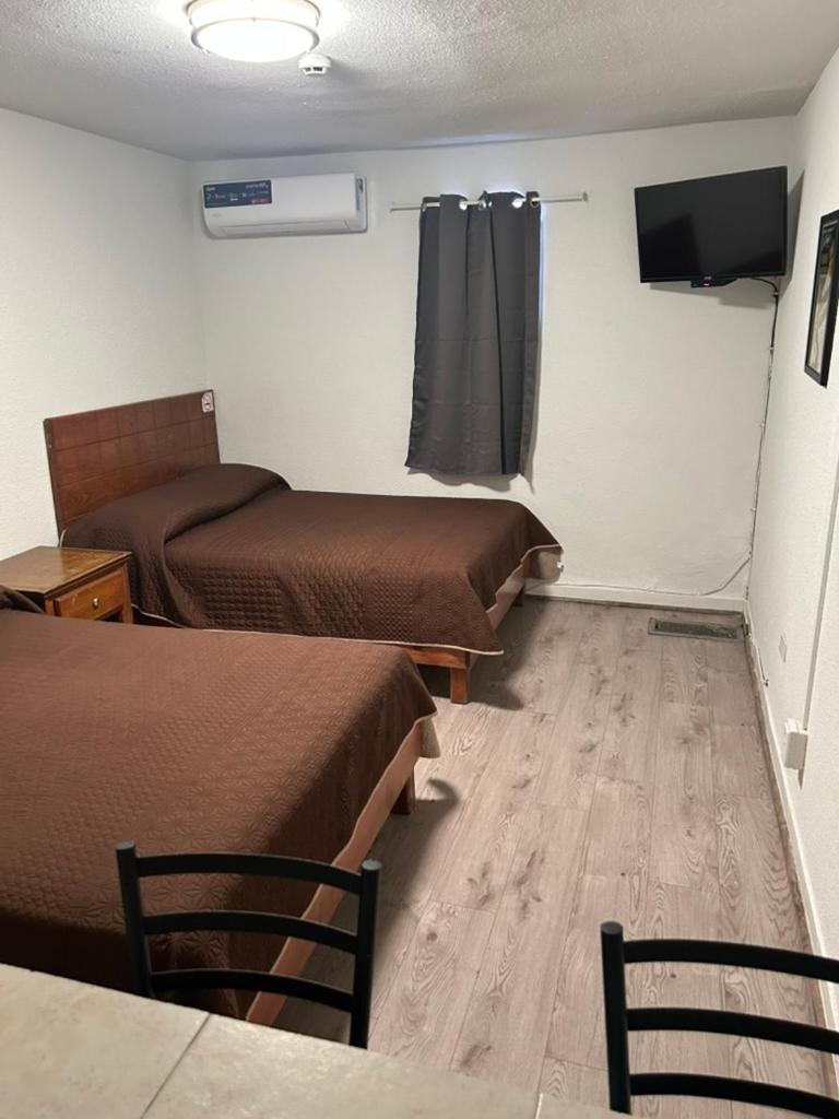 Hotel Centric Чиуауа Екстериор снимка